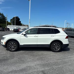 2019 Volkswagen TIGUAN SE 4MOTION — фото 3