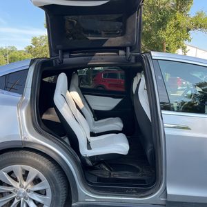 2017 Tesla MODEL X 100D — миниатюра 35