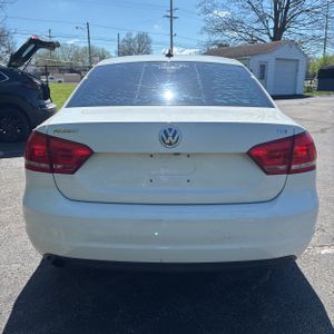 VOLKSWAGEN PASSAT 1.8T S - 7