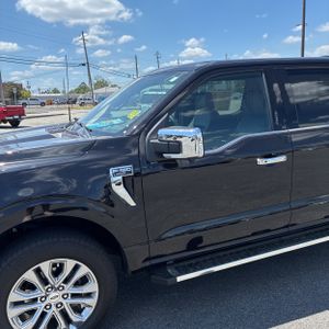 FORD F-150 LARIAT - 2