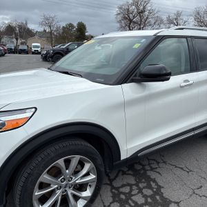 FORD EXPLORER PLATINUM - 2