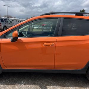 SUBARU CROSSTREK PREMIUM - 4