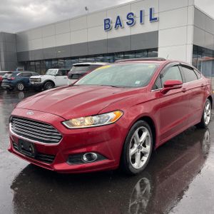 FORD FUSION SE - 1