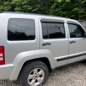 2012 JEEP LIBERTY SPORT 照片 9