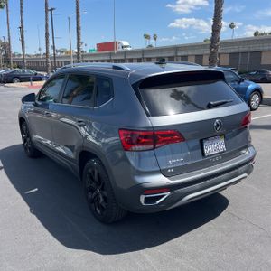 VOLKSWAGEN TAOS SE - 5