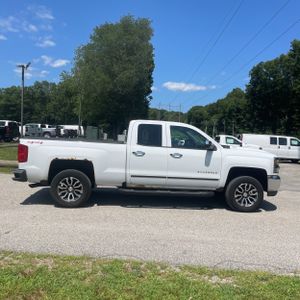 صورة 10 لـ 2017 Chevrolet SILVERADO 1500 LTZ