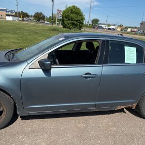 FORD FUSION SE - 4