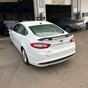 FORD FUSION ENERGI SE LUXURY - 5
