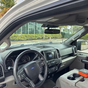 صورة مصغرة 36 لـ 2019 FORD F-150 XLT
