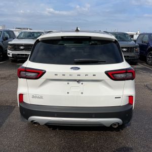 FORD ESCAPE PHEV - 4