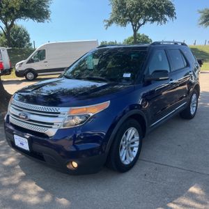 FORD EXPLORER XLT - 1