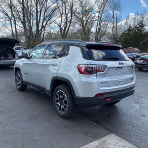 JEEP COMPASS TRAILHAWK 4X4 - 5