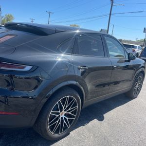 PORSCHE CAYENNE S - 9