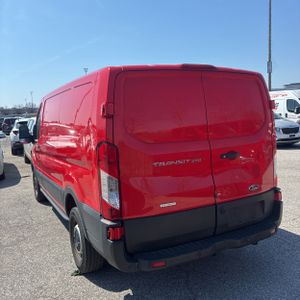 FORD TRANSIT 250 - 5
