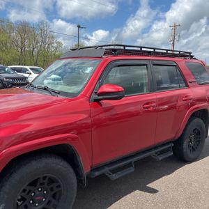 TOYOTA 4RUNNER - 2