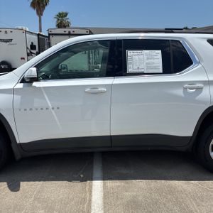 صورة 4 لـ 2020 Chevrolet TRAVERSE LT CLOTH