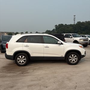 2013 KIA SORENTO LX photo 10