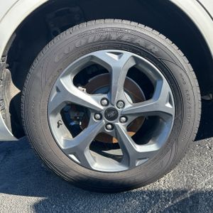 صورة مصغرة 19 لـ 2023 FORD ESCAPE ST-LINE