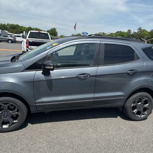 FORD ECOSPORT SES - 3