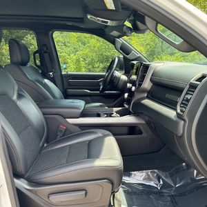 2022 RAM 1500 SPORT thumbnail 33