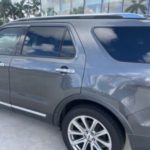 FORD EXPLORER LIMITED - 6