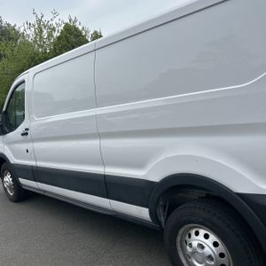 FORD TRANSIT 250 - 6