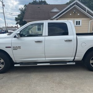 2019 RAM 1500 CLASSIC TRADESMAN — фото 4