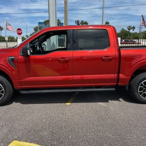 FORD F-150 XLT - 4