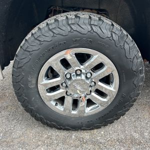 2016 Chevrolet SILVERADO 2500HD LT — миниатюра 17