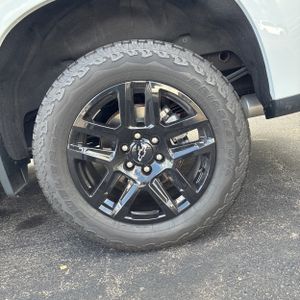 2023 Chevrolet SILVERADO 1500 RST 照片 18