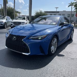 صورة 1 لـ 2022 Lexus IS 300 BASE