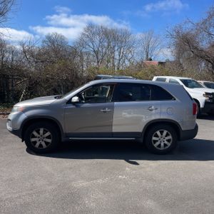 KIA SORENTO LX - 3