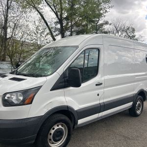 FORD TRANSIT 250 - 2