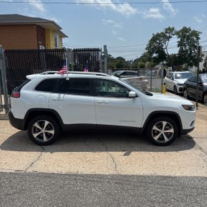 2021 JEEP CHEROKEE LIMITED — фото 10