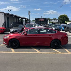 FORD FUSION SE - 3