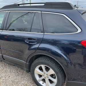 SUBARU OUTBACK 3.6R LIMITED - 6