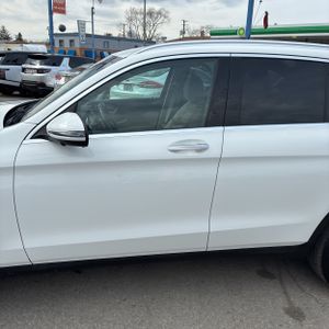 MERCEDES-BENZ GLC - 4