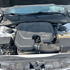 2019 Chrysler 300 TOURING — миниатюра 43