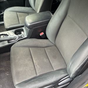 صورة 81 لـ 2017 Toyota RAV4 LE