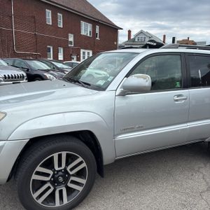 TOYOTA 4RUNNER - 2