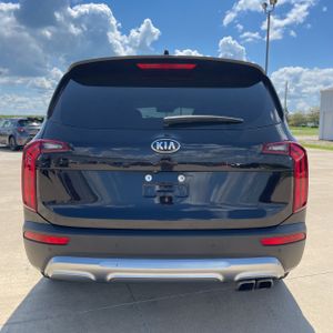صورة 7 لـ 2021 KIA TELLURIDE S