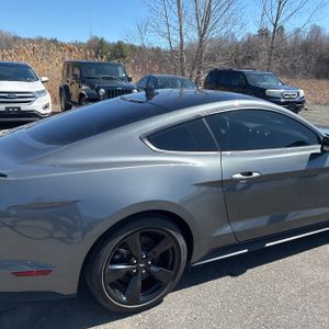 FORD MUSTANG GT PREMIUM - 9