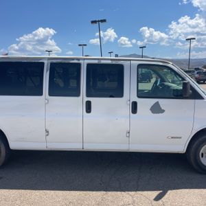 2004 Chevrolet EXPRESS 缩略图 11