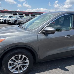 2021 FORD ESCAPE SE 照片 2