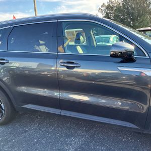 2024 KIA SORENTO S 照片 11