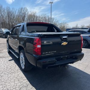 CHEVROLET AVALANCHE LTZ BLACK DIAMOND - 5