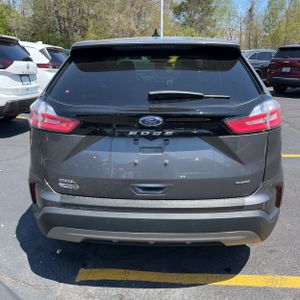 FORD EDGE SEL - 6