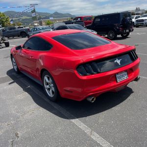FORD MUSTANG V6 - 5