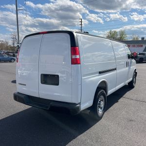 CHEVROLET EXPRESS CARGO RWD 2500 EXTENDED WHEELBASE WT - 8