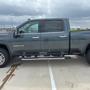 CHEVROLET SILVERADO 2500HD HIGH COUNTRY - 4